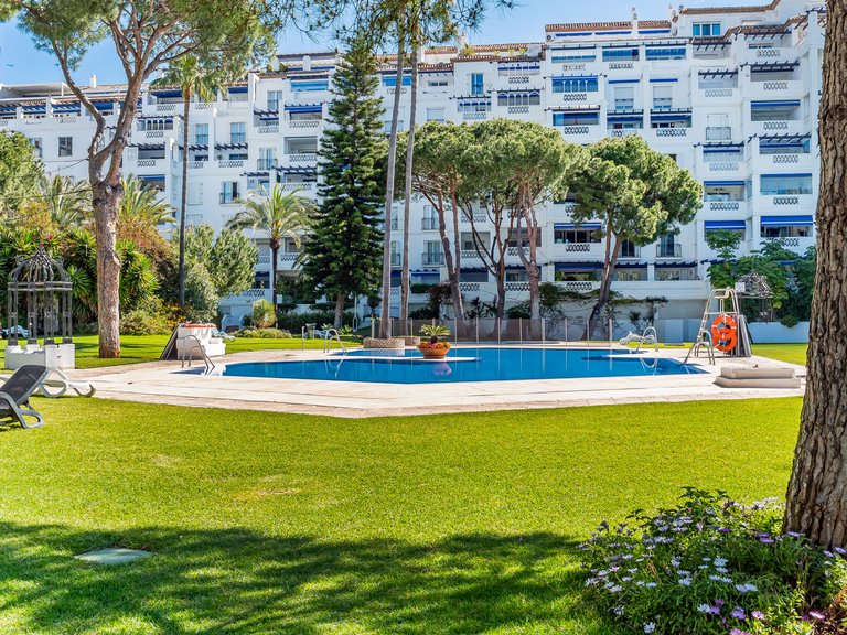Apartment for Sale in Marbella, Malaga 44
