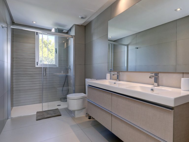 Town House for Sale in Marbella, Malaga 17