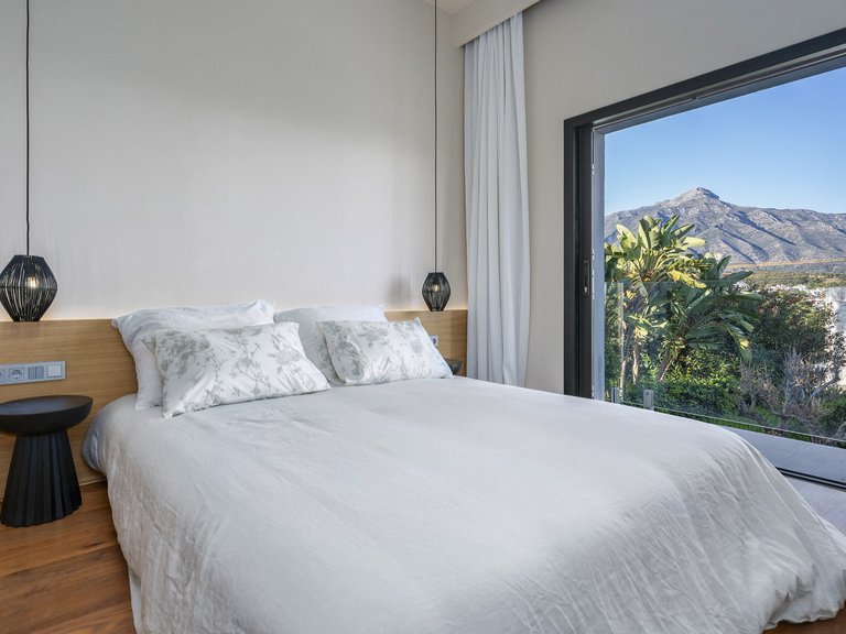 Villa for Sale in Nueva Andalucia Malaga 50