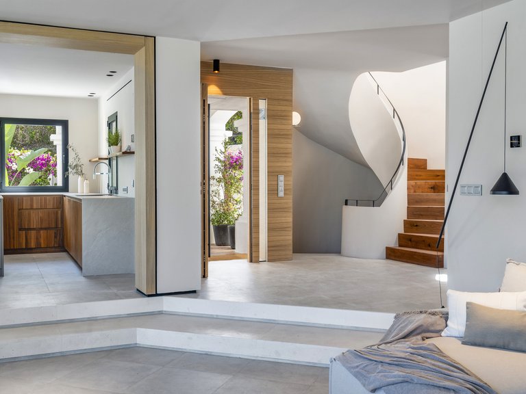 Villa for Sale in Nueva Andalucia Malaga 18