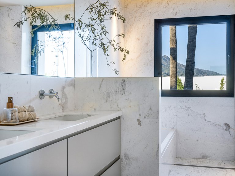 Villa for Sale in Nueva Andalucia Malaga 42