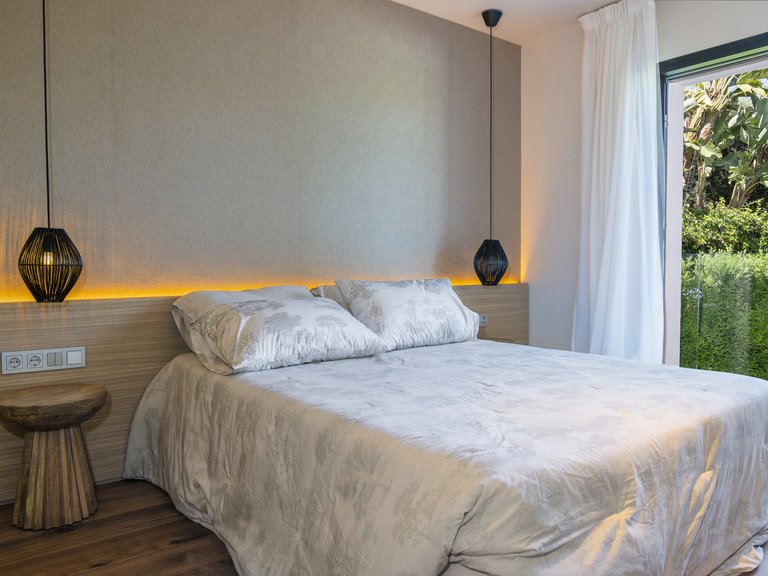 Villa for Sale in Nueva Andalucia Malaga 33