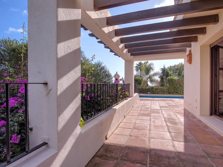 CHARMANTES HAUS IN LOS ARQUEROS 12