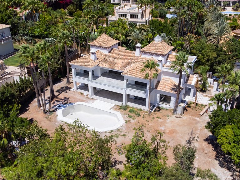 Villa for Sale in Marbella Golden Mile Malaga 4