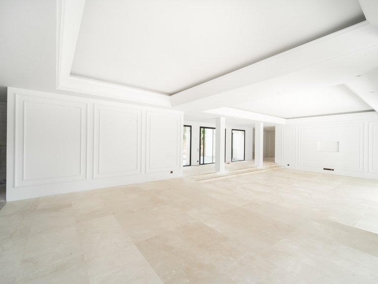 Villa for Sale in Marbella Golden Mile Malaga 14