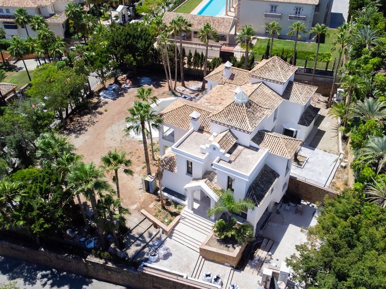 Villa for Sale in Marbella Golden Mile Malaga 29