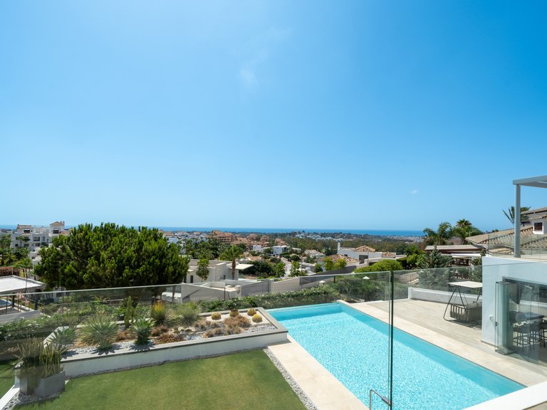 Villa for Sale in Benahavis Malaga 4