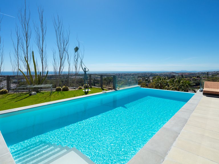 Villa for Sale in Benahavis Malaga 12