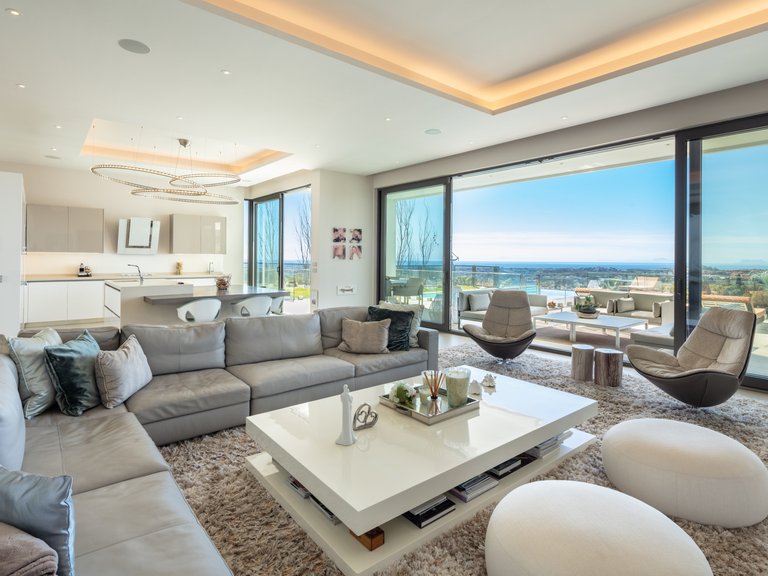Villa for Sale in Benahavis Malaga 4