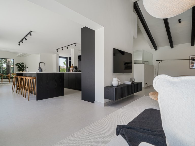 Villa for Sale in Nueva Andalucia Malaga 5