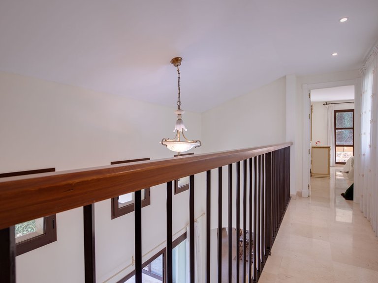 VILLA FOR SALE IN LOS ARQUEROS 28