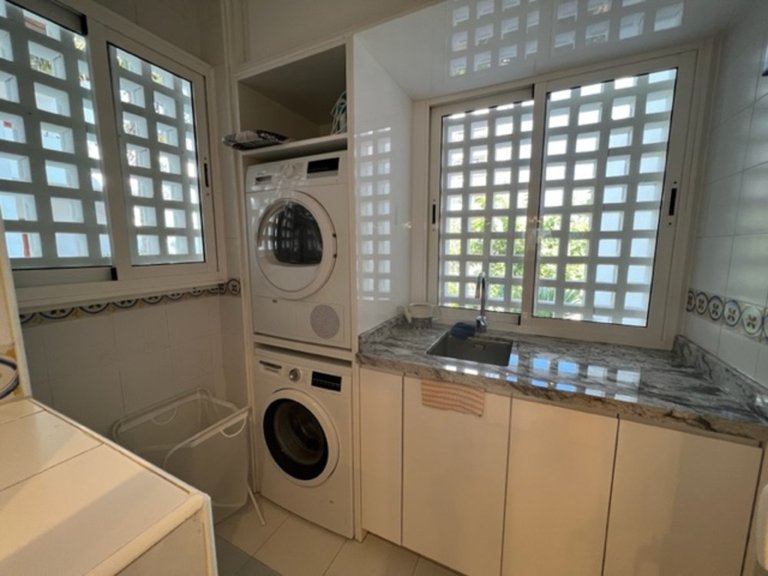 LOCATION DE VACANCES À ESTEPONA AU BORD DE LA PLAGE 6