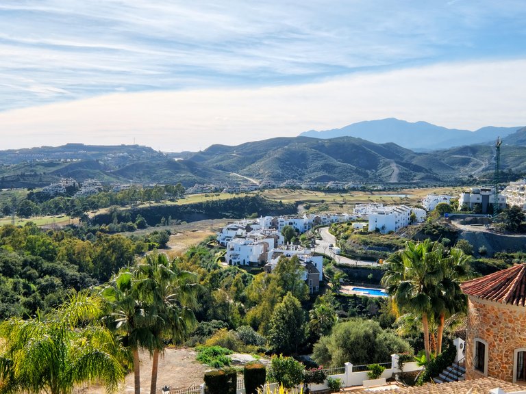 MODERN VILLA FOR SALE IN BENAHAVIS 31