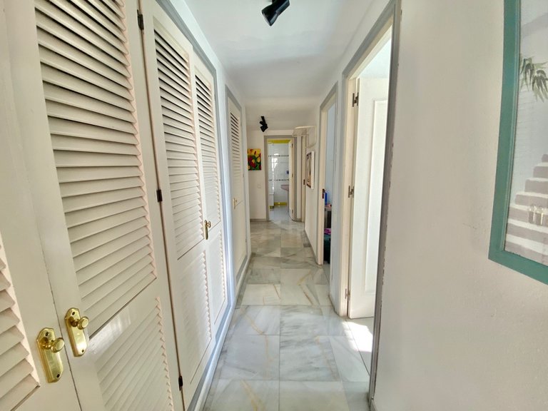 Exclusivo apartamento de 5 dormitorios en Nagüeles, Marbella Golden Mile 11