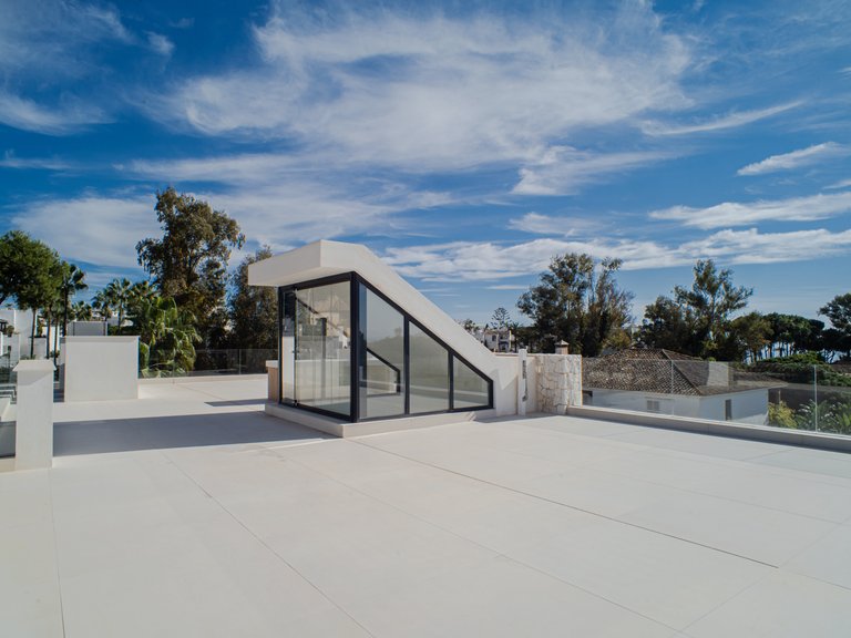 Villa for Sale in Marbella Golden Mile Malaga 21