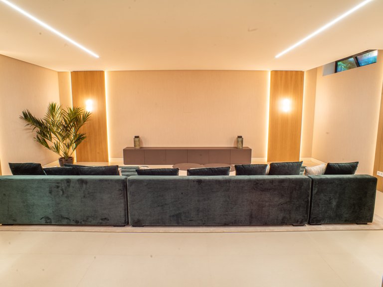 Villa for Sale in Marbella Golden Mile Malaga 40