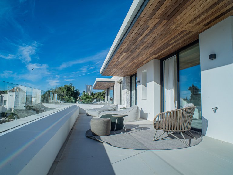 Villa for Sale in Marbella Golden Mile Malaga 2