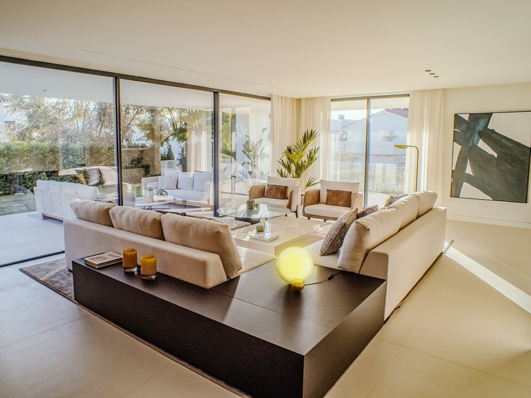 Villa for Sale in Marbella Golden Mile Malaga 31