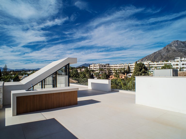 Villa for Sale in Marbella Golden Mile Malaga 22