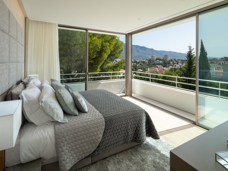 Villa for Rent in Nueva Andalucia Malaga 15