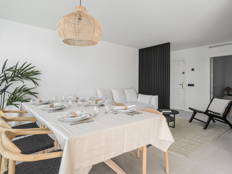 PENTHOUSE RÉNOVÉ À VENDRE À LA QUINTA 10