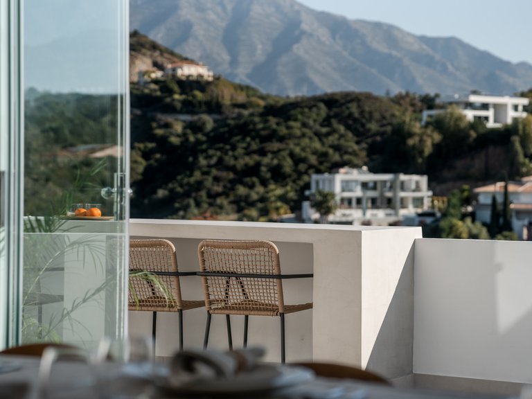 PENTHOUSE RÉNOVÉ À VENDRE À LA QUINTA 2