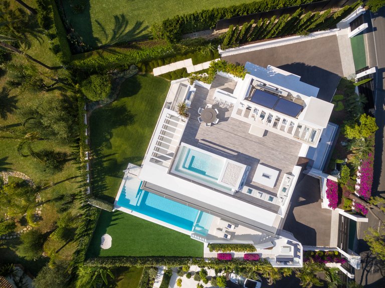 Villa for Sale in Marbella Golden Mile Malaga 9