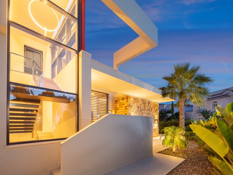 Villa for Sale in Nueva Andalucia Malaga 27