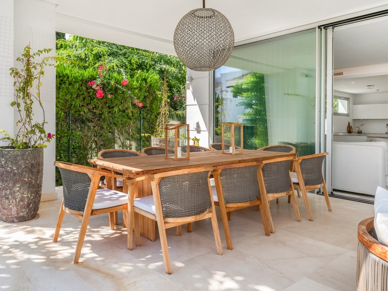 PRAKTISCHE VILLA MIT PLUNGE-POOL ZUM VERKAUF IN SAN PEDRO DE ALCÁNTARA 30