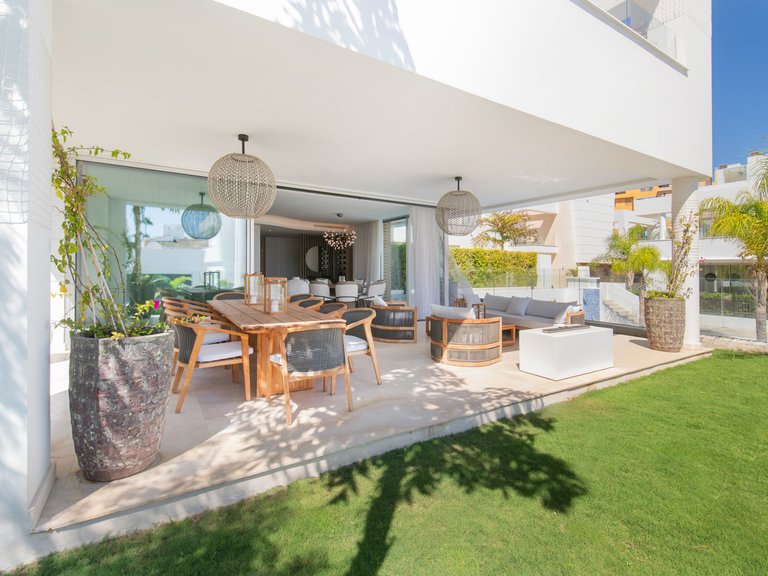PRAKTISCHE VILLA MIT PLUNGE-POOL ZUM VERKAUF IN SAN PEDRO DE ALCÁNTARA 19