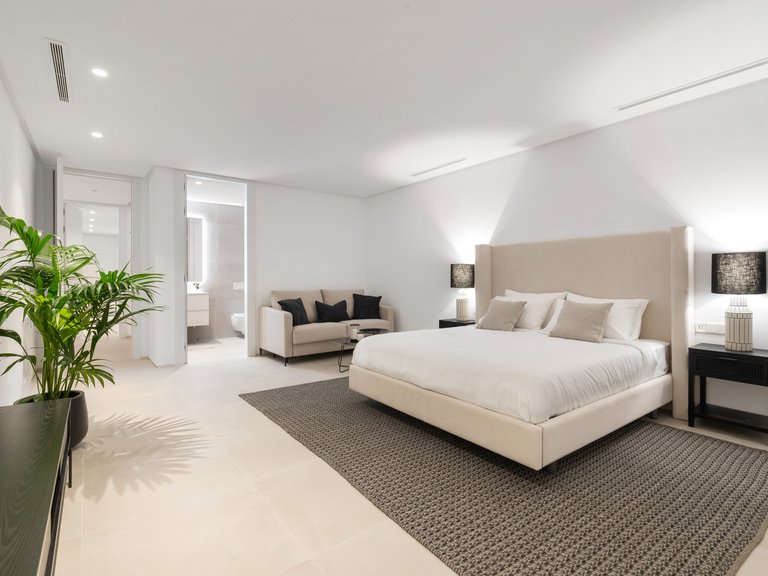 SPLENDID BEACHSIDE VILLA IN CORTIJO BLANCO, SAN PEDRO DE ALCANTARA 22
