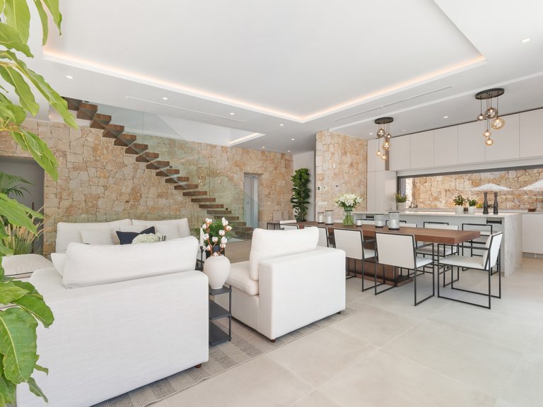 SPLENDID BEACHSIDE VILLA IN CORTIJO BLANCO, SAN PEDRO DE ALCANTARA 10
