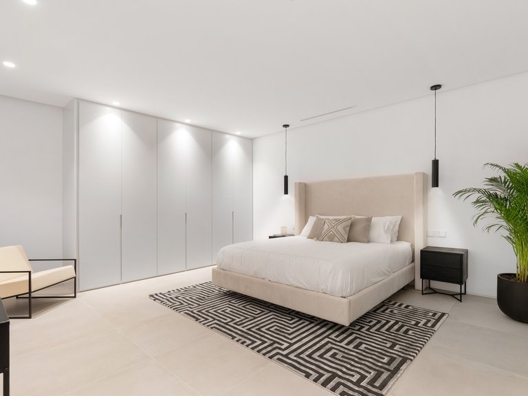 SPLENDID BEACHSIDE VILLA IN CORTIJO BLANCO, SAN PEDRO DE ALCANTARA 23