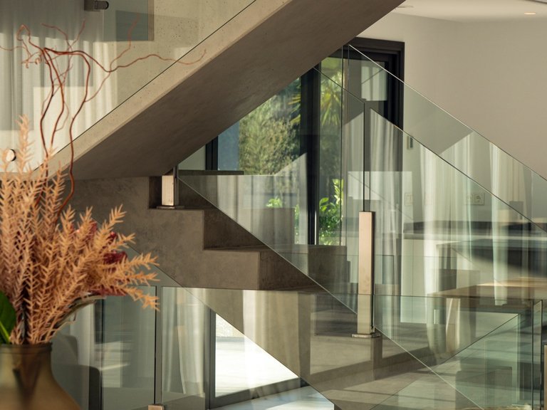 LUXURIOUS CONTEMPORARY VILLA WITH MEDITERRANEAN VIEWS 21