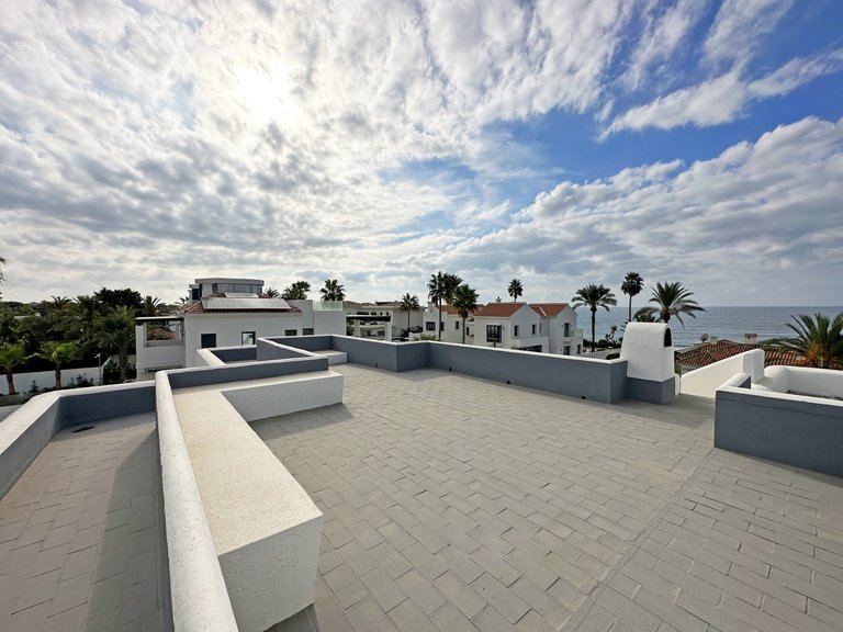 Villa for Sale in Marbella Este Malaga 4