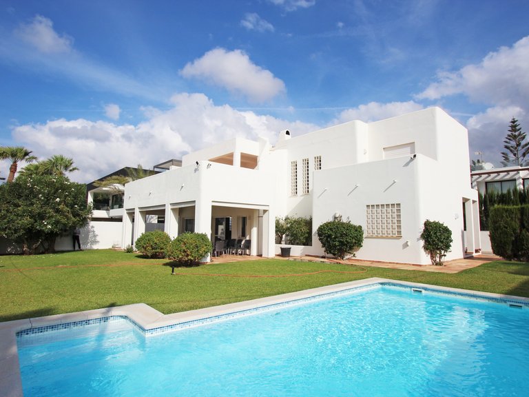Villa for Sale in Marbella Este Malaga 1