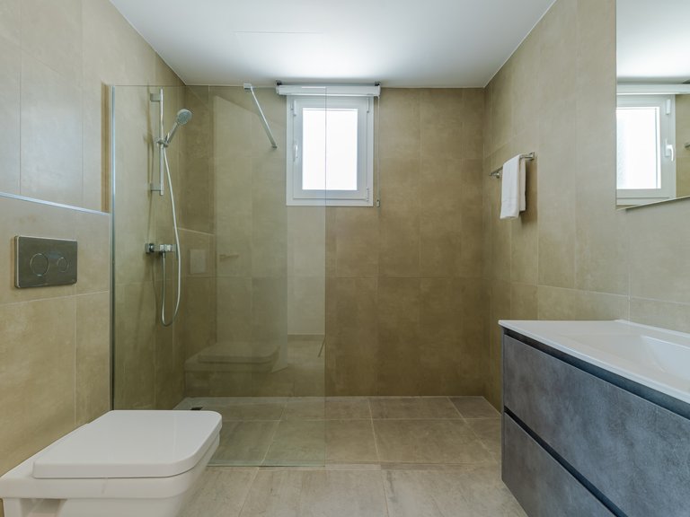 Villa for Sale in Nueva Andalucia Malaga 15