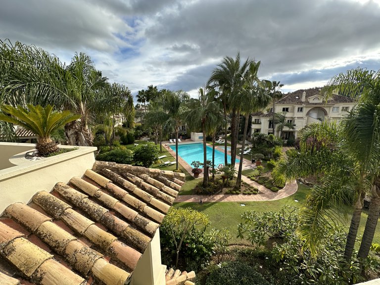 DUPLEX EN PREMIÈRE LIGNE DE GOLF À VENDRE À NUEVA ANDALUCÍA, MARBELLA 15