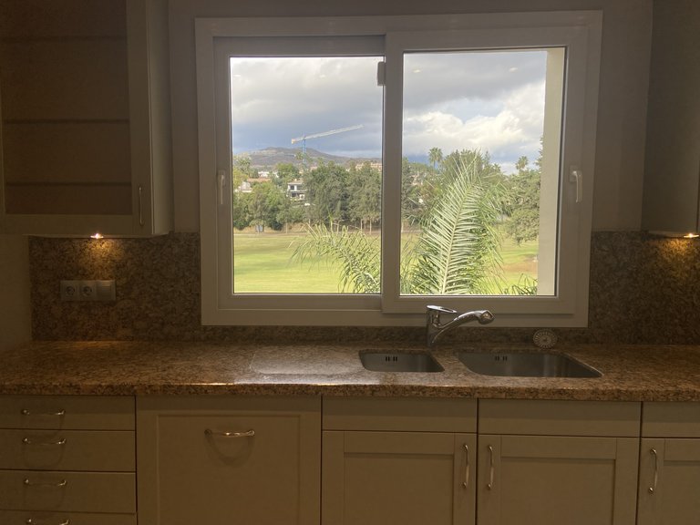 DUPLEX EN PREMIÈRE LIGNE DE GOLF À VENDRE À NUEVA ANDALUCÍA, MARBELLA 17