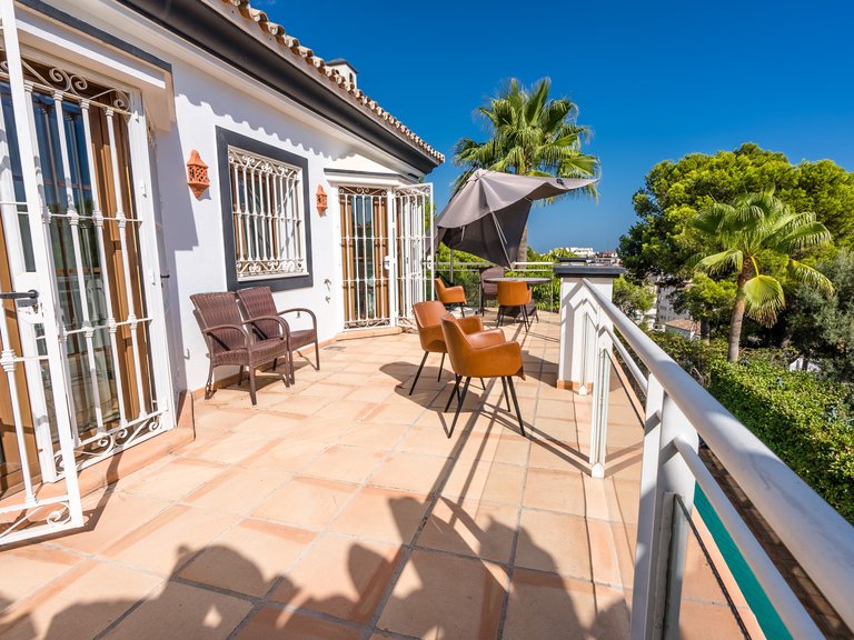 ENTZÜCKENDE FAMILIENVILLA ZUM VERKAUF IM HERZEN VON MARBELLA 5