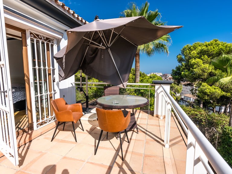 ENTZÜCKENDE FAMILIENVILLA ZUM VERKAUF IM HERZEN VON MARBELLA 26