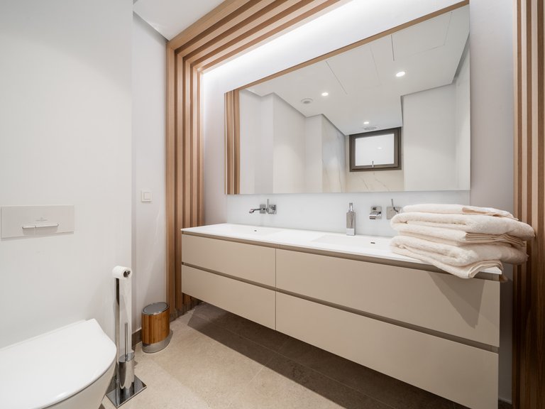 APARTAMENTO CONTEMPORÁNEO CON VISTAS PANORÁMICAS EN VENTA EN LAS COLINAS DE MARBELLA 15