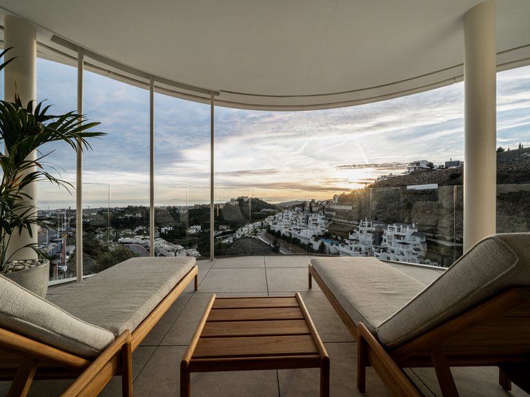 APARTAMENTO CONTEMPORÁNEO CON VISTAS PANORÁMICAS EN VENTA EN LAS COLINAS DE MARBELLA 3