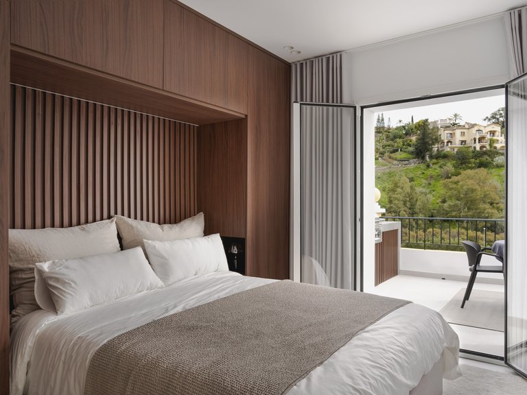 APPARTEMENT RÉNOVÉ À PROXIMITÉ DES TERRAINS DE GOLF À VENDRE À LA QUINTA, BENAHAVÍS 2
