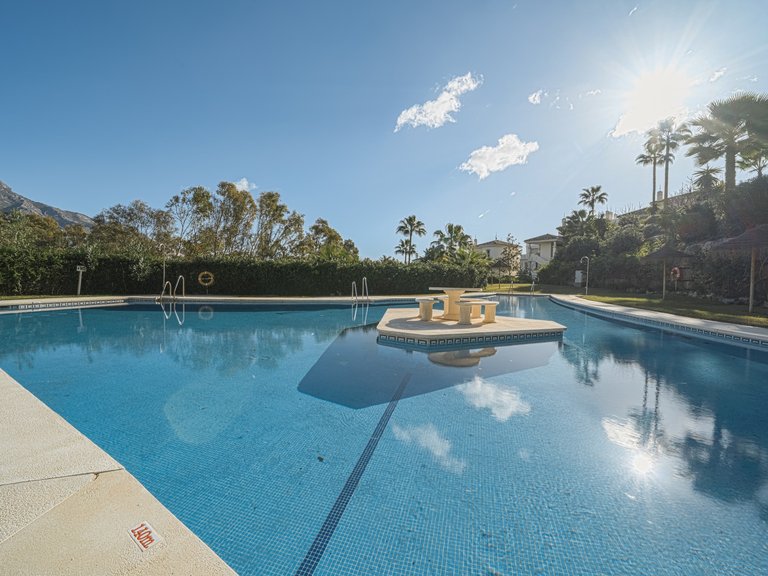 LUXUEUX DUPLEX PENTHOUSE AVEC VUE MER À VENDRE À NUEVA ANDALUCÍA, MARBELLA 26
