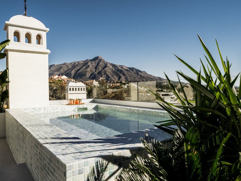 LUXUEUX DUPLEX PENTHOUSE AVEC VUE MER À VENDRE À NUEVA ANDALUCÍA, MARBELLA 24