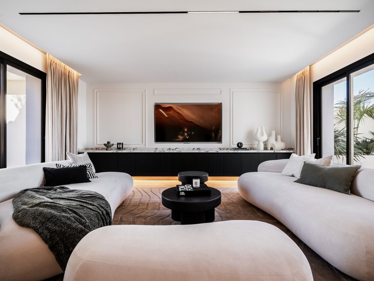 LUXUEUX DUPLEX PENTHOUSE AVEC VUE MER À VENDRE À NUEVA ANDALUCÍA, MARBELLA 7