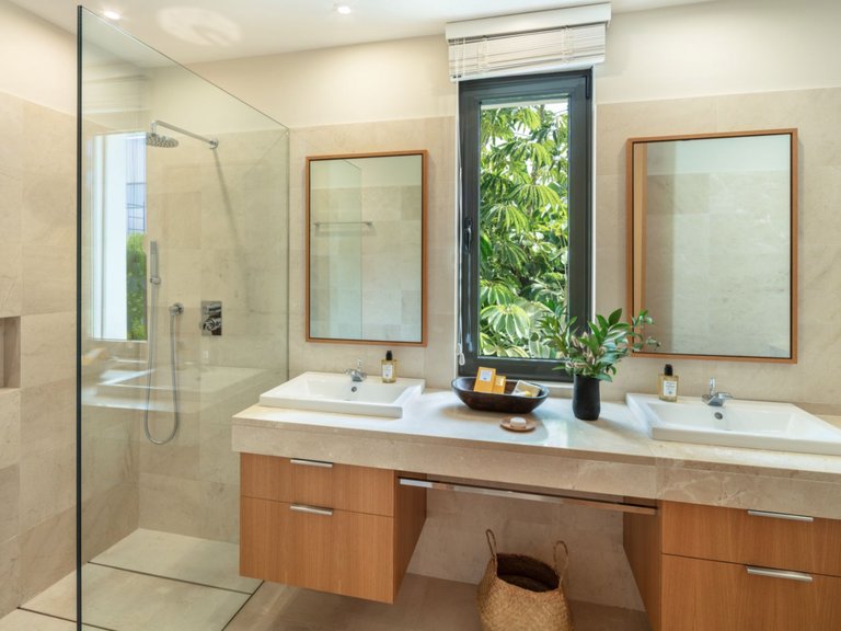 Villa for Sale in Benahavis Malaga 20