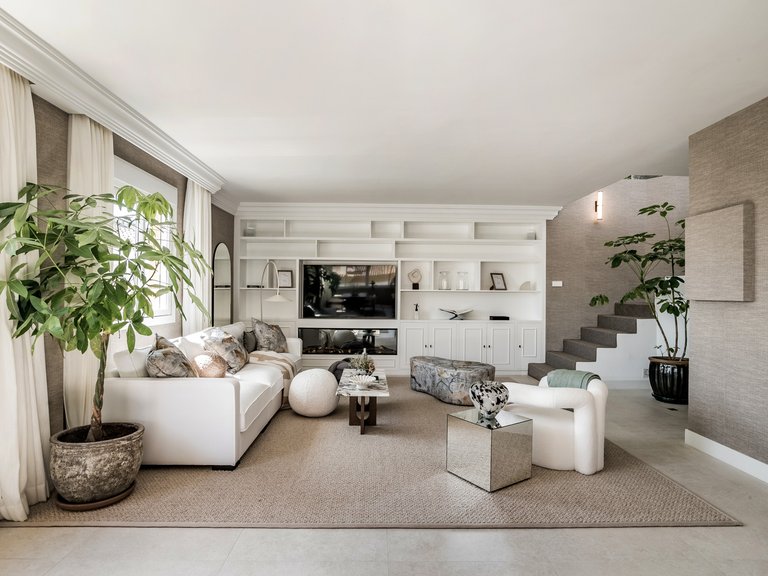 ELEGANTES DUPLEX-PENTHOUSE ZUM VERKAUF AN GOLDEN MILE 24