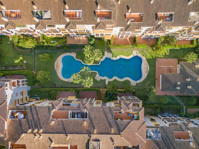 ELEGANTES DUPLEX-PENTHOUSE ZUM VERKAUF AN GOLDEN MILE 1